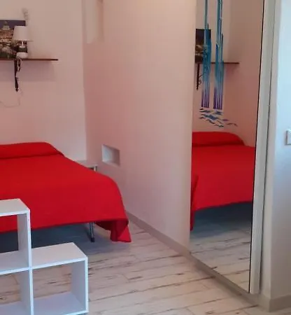 Extravagante Порт-Аццурро