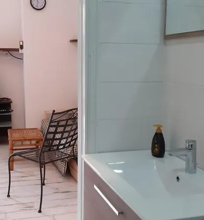 Extravagante Порт-Аццурро