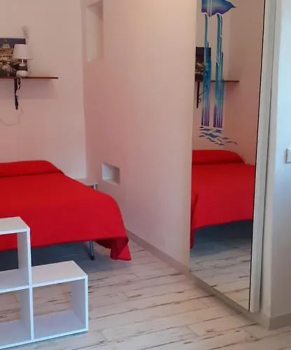 Extravagante Порт-Аццурро